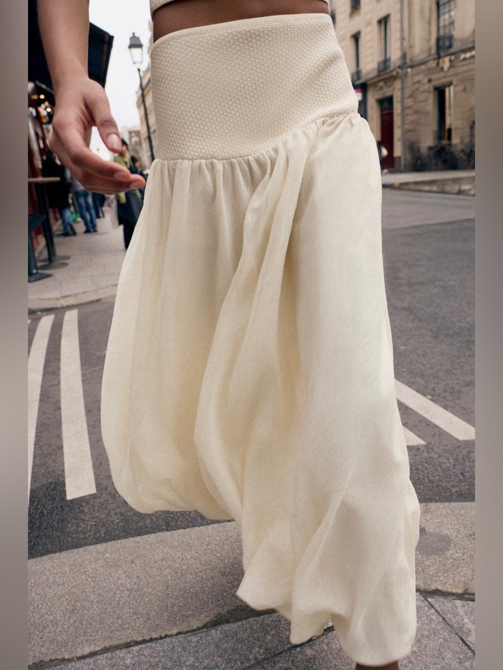 NWT Zara Cream Bubble Midi Skirt with Smocked Waist